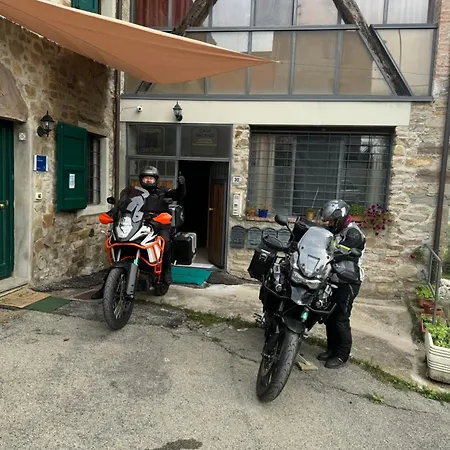 La Corte Dei Celti La Fonte 1 San Benedetto Del Querceto