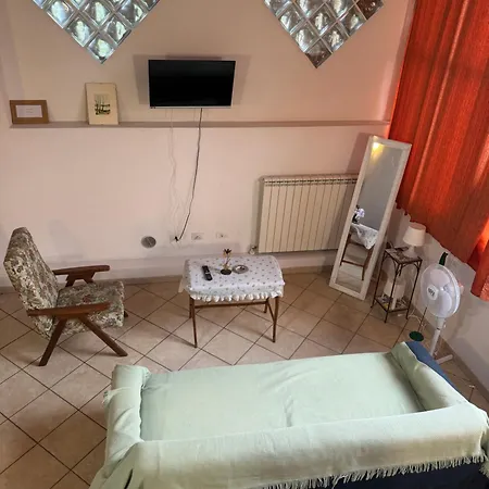 Lägenhet La Corte Dei Celti La Fonte 1 *